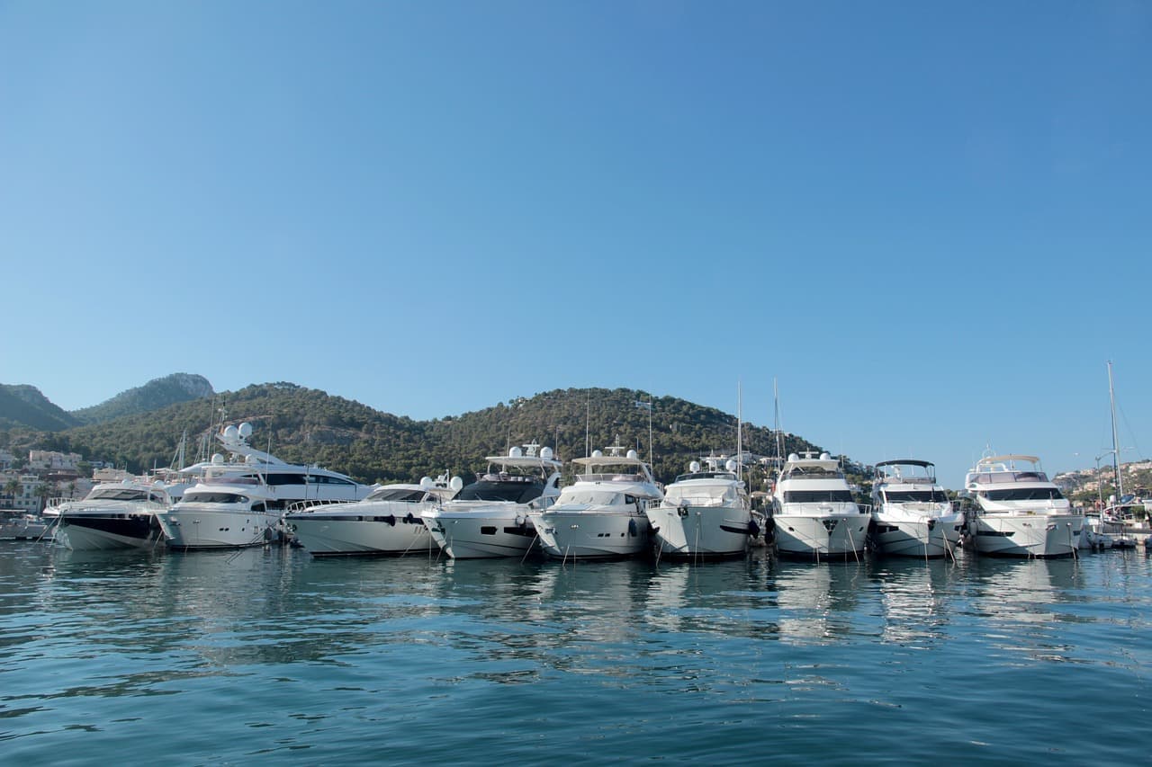 Marina Infrastructure for Electric Yachts: Opportunities and Challenges